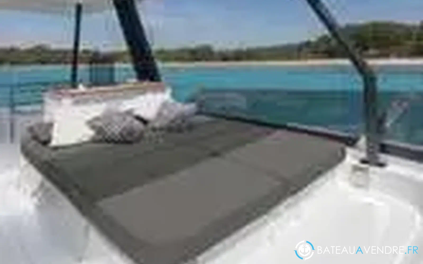 slider 1 Fountaine Pajot My 6