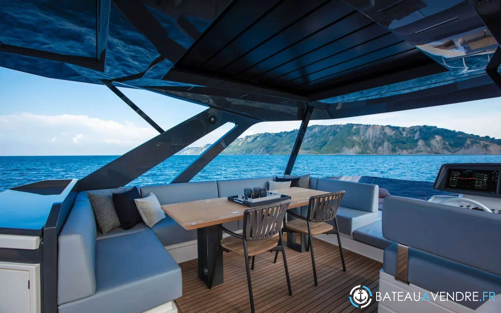 slider 14 Ferretti 720