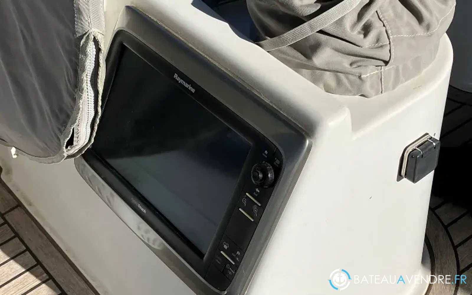 slider 10 Wauquiez Pilot Saloon 55