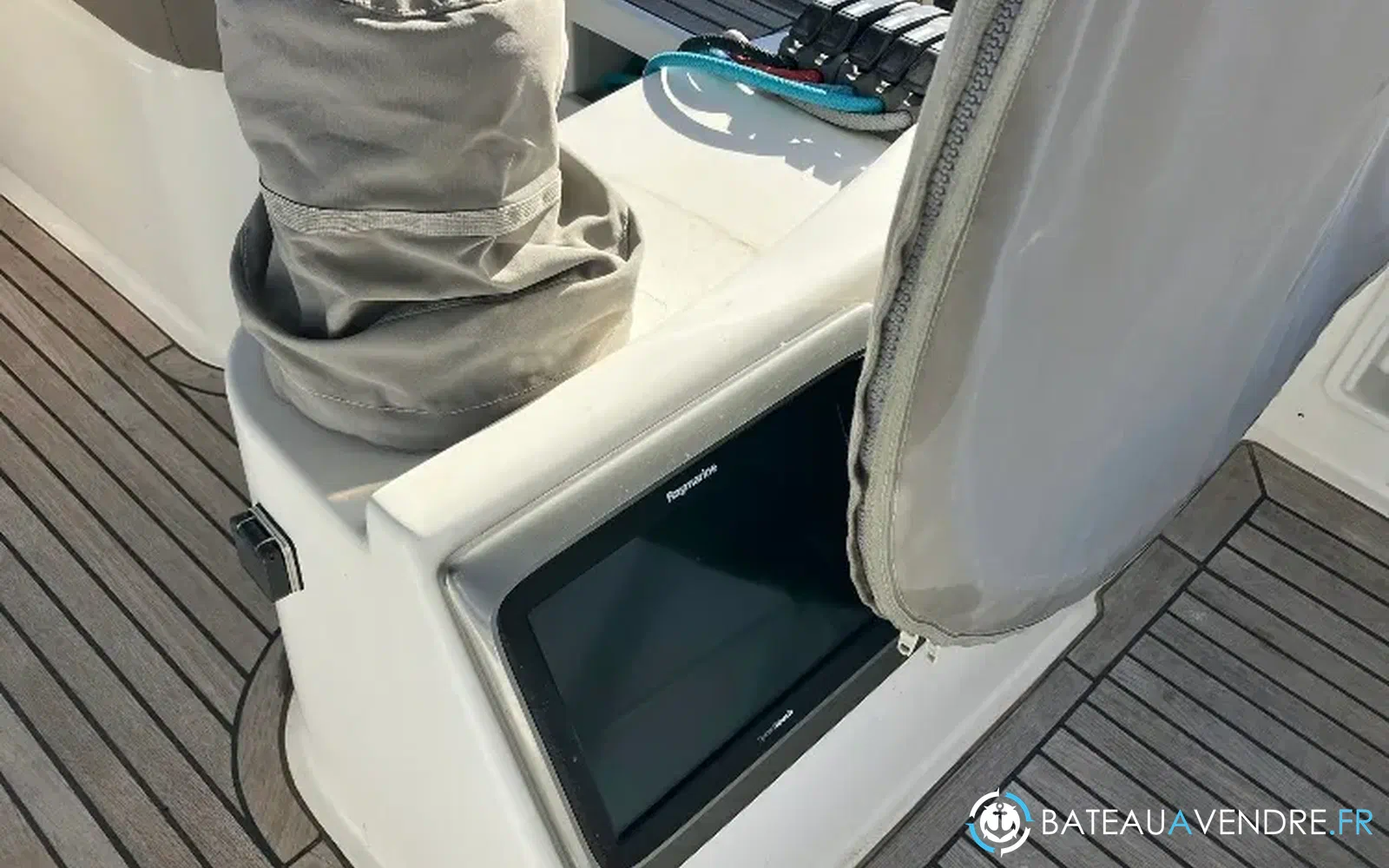 slider 11 Wauquiez Pilot Saloon 55