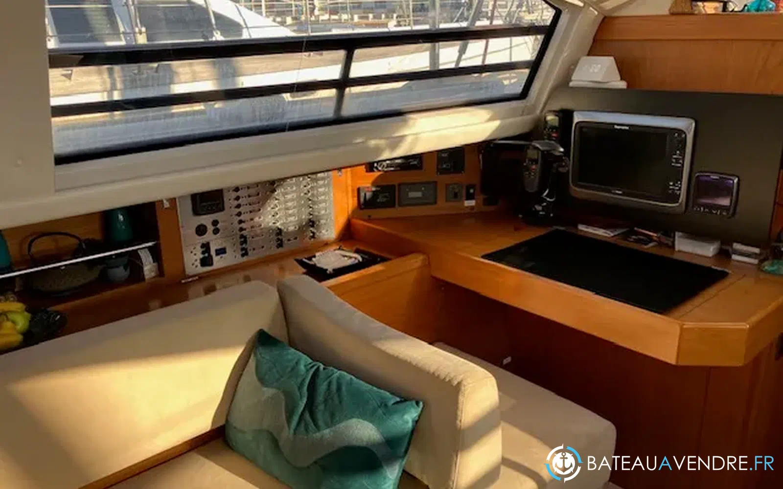 slider 14 Wauquiez Pilot Saloon 55