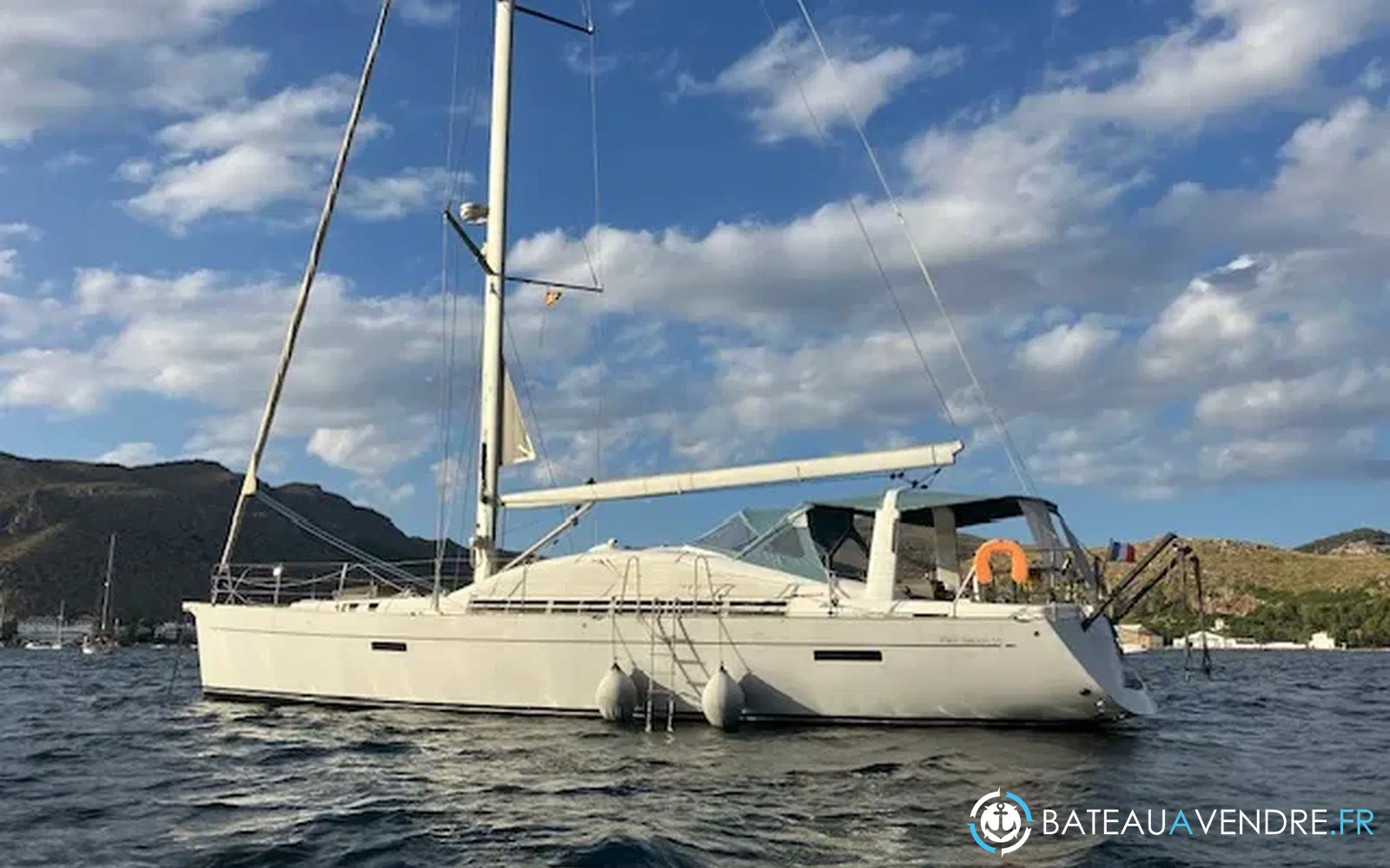 slider 1 Wauquiez Pilot Saloon 55