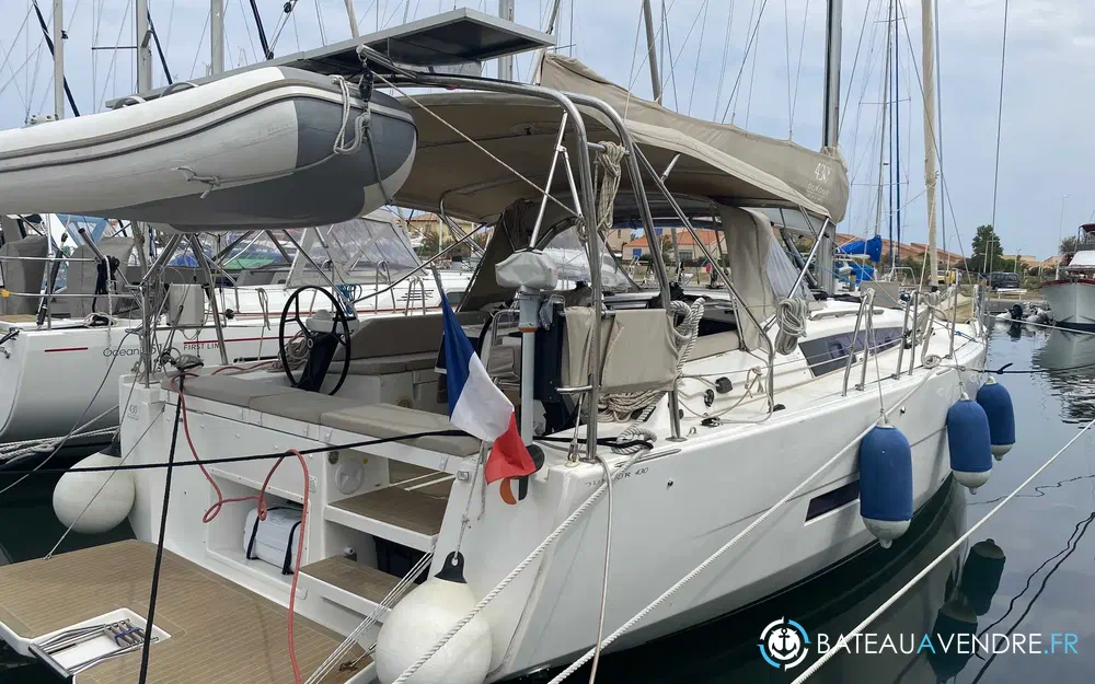 Dufour 430 Grand Large  photo de présentation