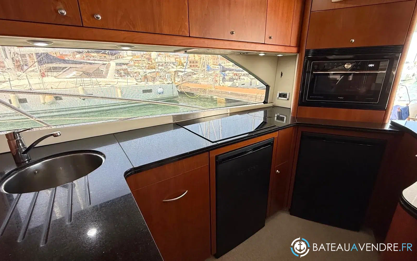 slider 22 Sunseeker Manhattan 66