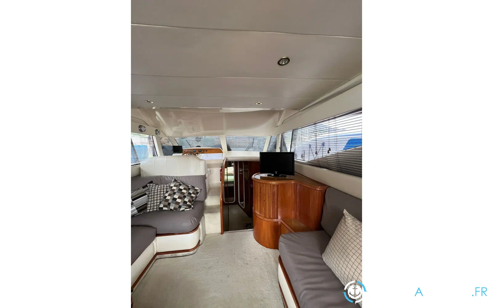slider 67 Azimut 40 Fly