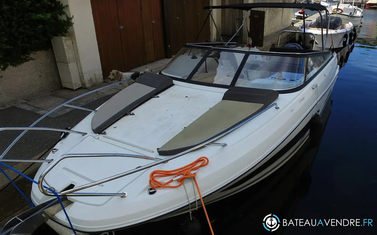 slider 2 Jeanneau Cap Camarat 7.5 DC Serie 2