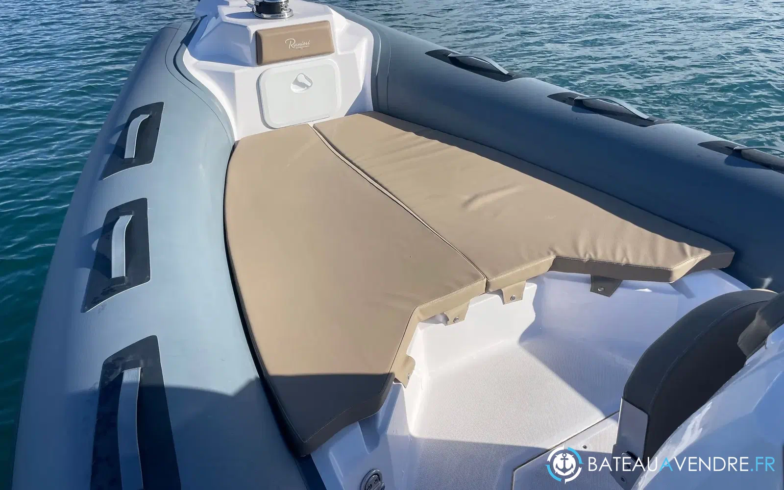 slider 7 Ranieri Cayman 26 Sport Touring