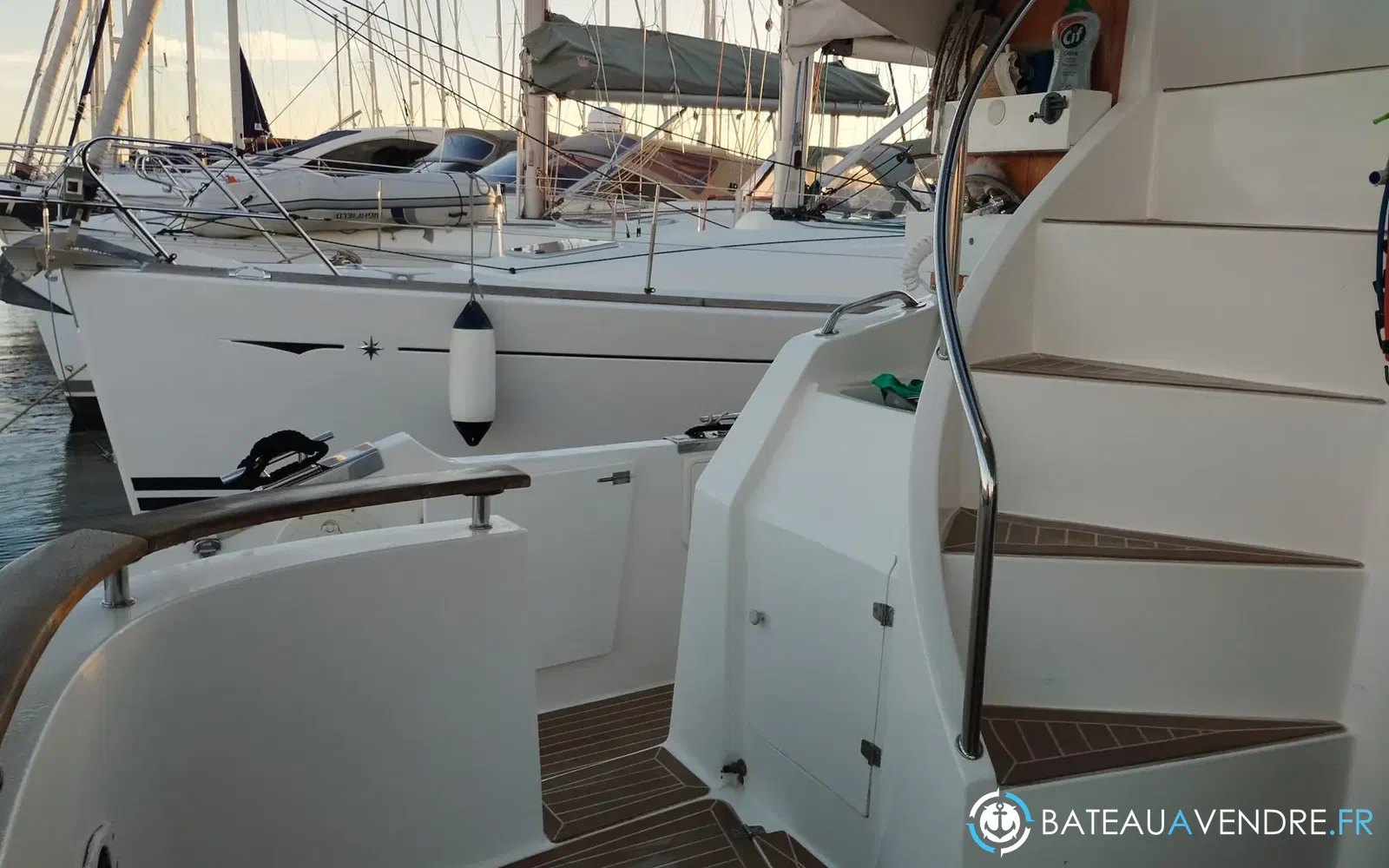 slider 12 Fountaine Pajot Maryland 37