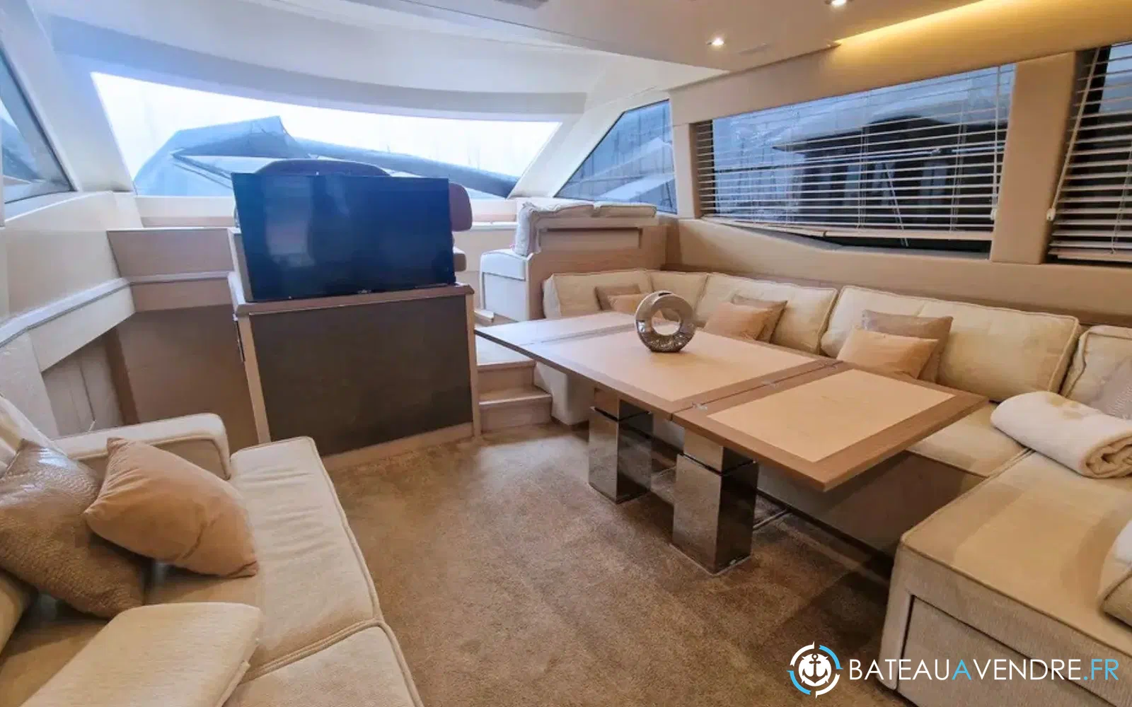 slider 6 Beneteau Monte Carlo 6