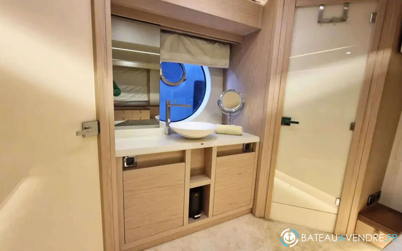 slider 19 Beneteau Monte Carlo 6