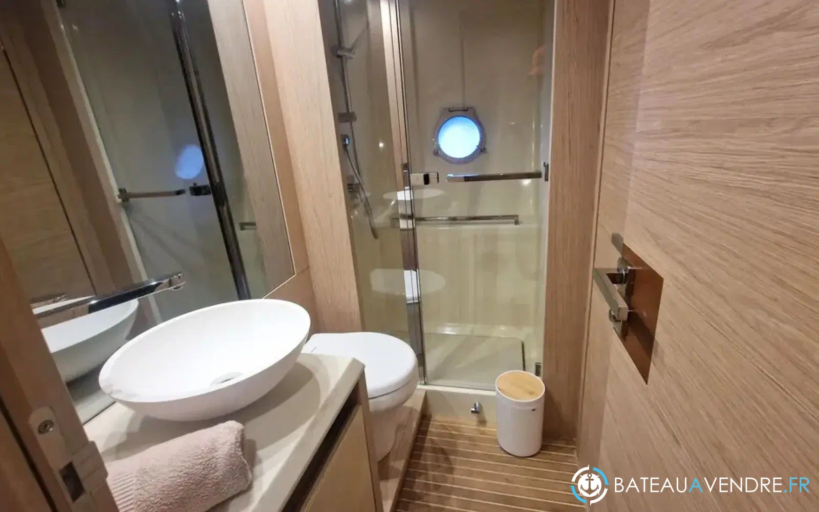 slider 24 Beneteau Monte Carlo 6