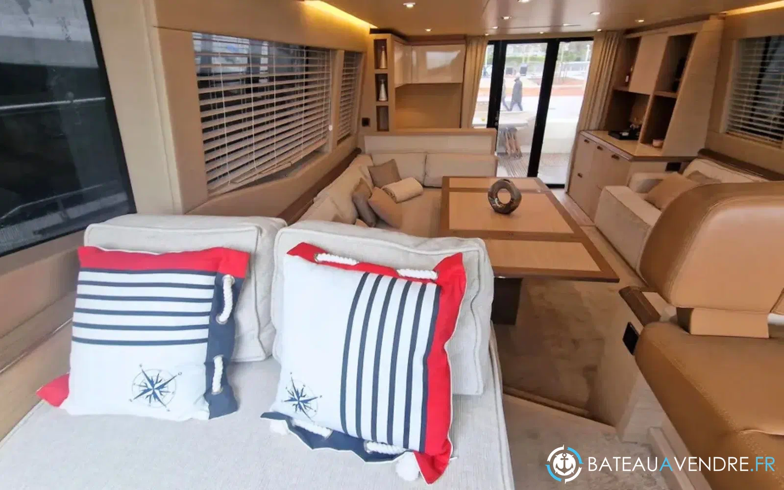 slider 10 Beneteau Monte Carlo 6