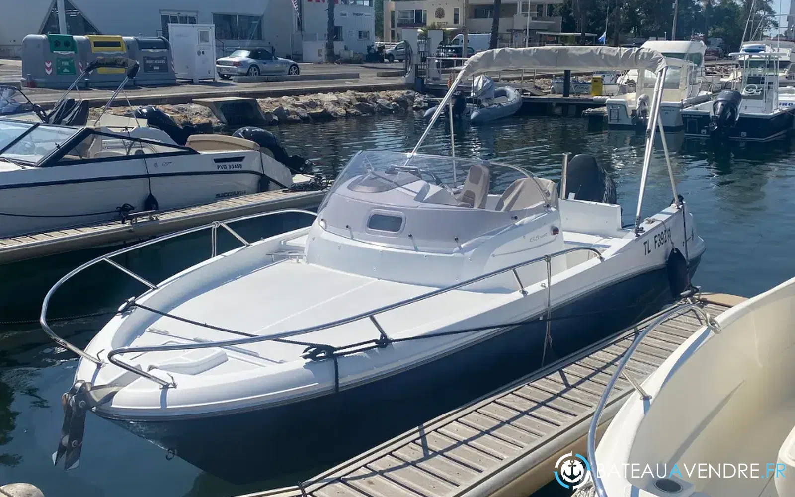 slider 1 Jeanneau Cap Camarat 6.5 WA