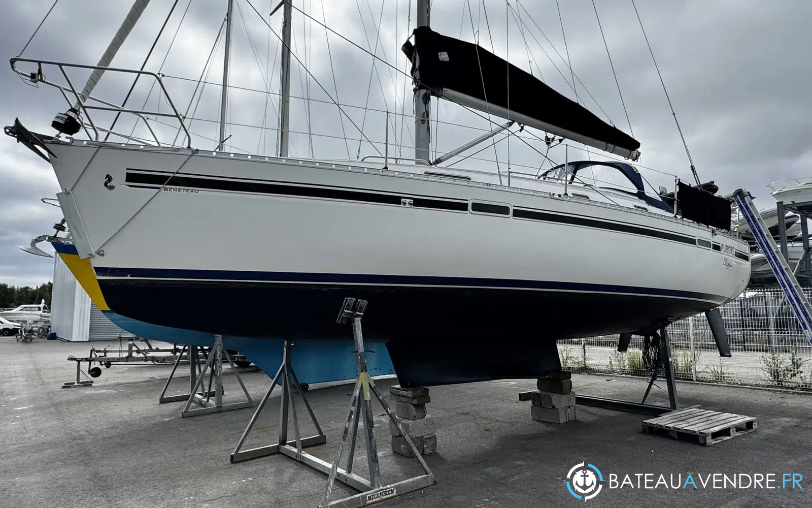 slider 1 Beneteau Oceanis 331