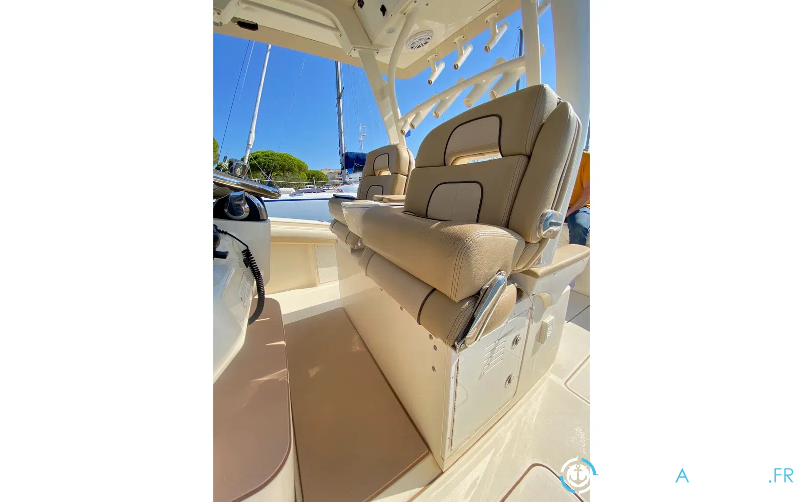 slider 21 Scout Boat 350 LXF