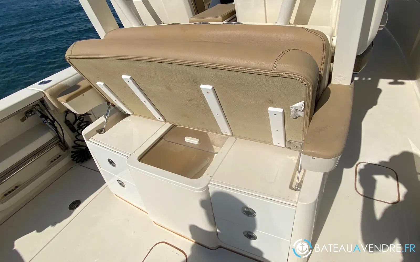 slider 28 Scout Boat 350 LXF