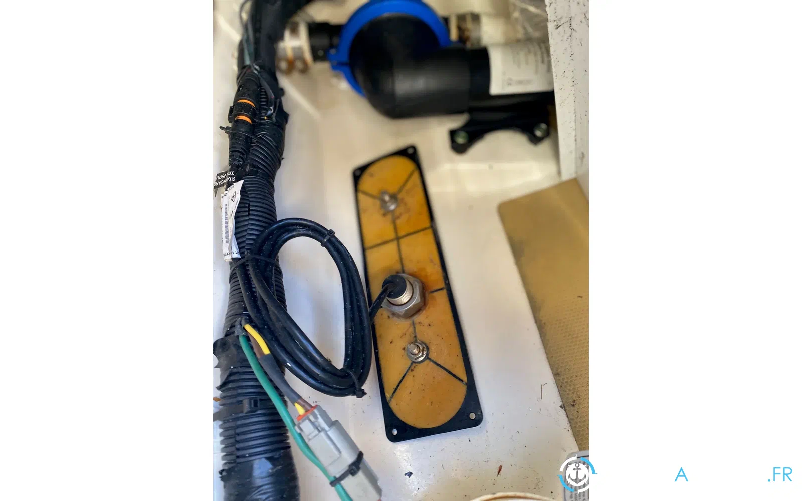 slider 33 Scout Boat 350 LXF