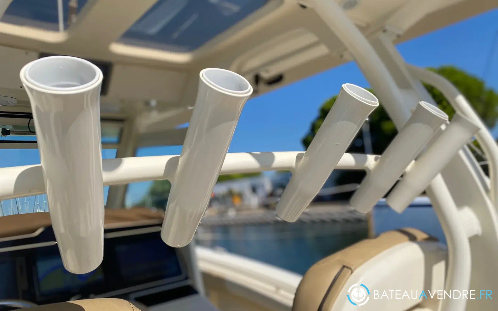 slider 49 Scout Boat 350 LXF