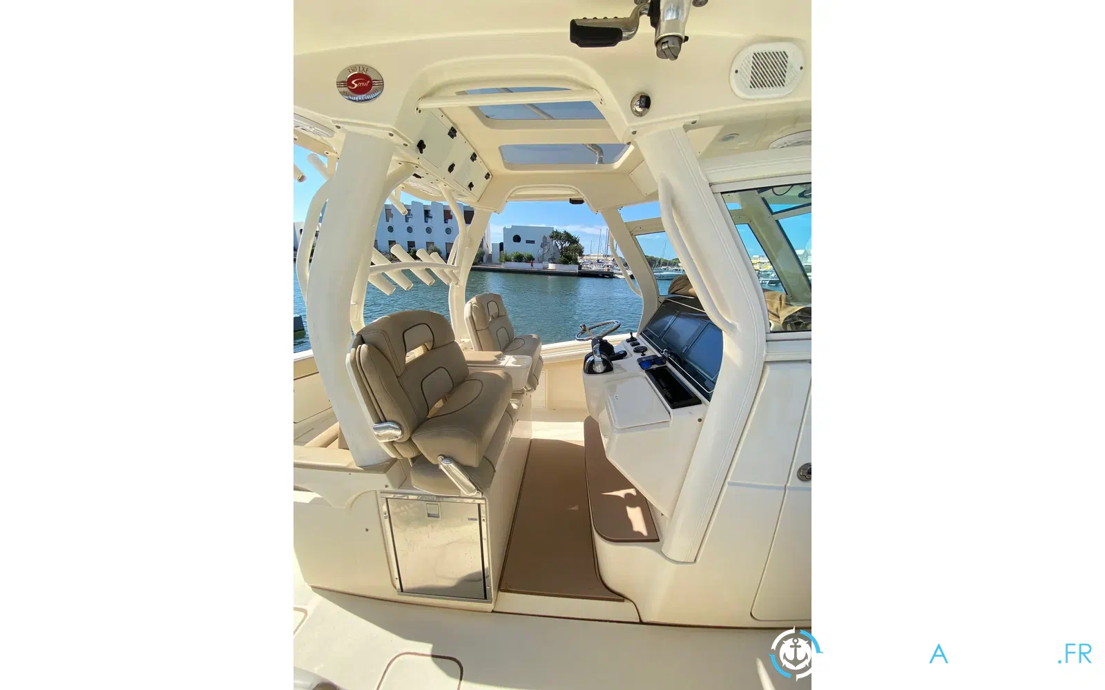 slider 54 Scout Boat 350 LXF
