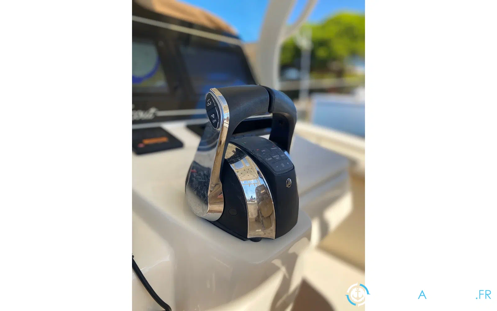 slider 8 Scout Boat 350 LXF
