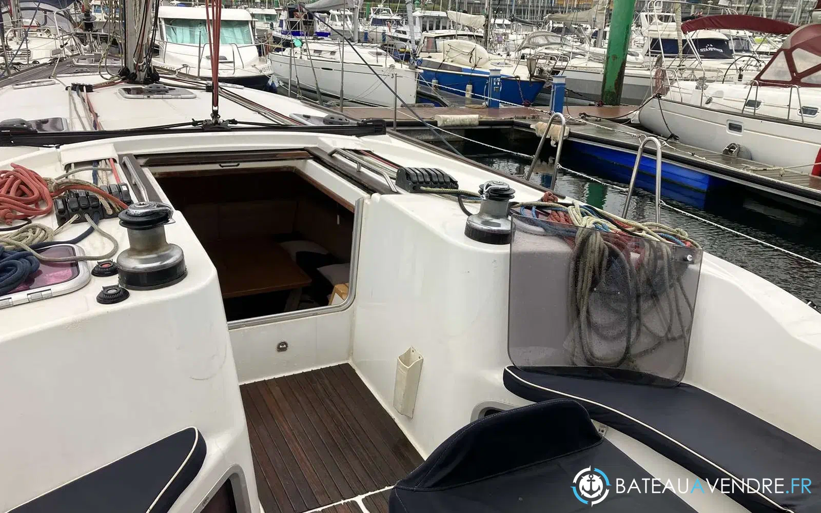 slider 25 Jeanneau Sun Odyssey 49 i