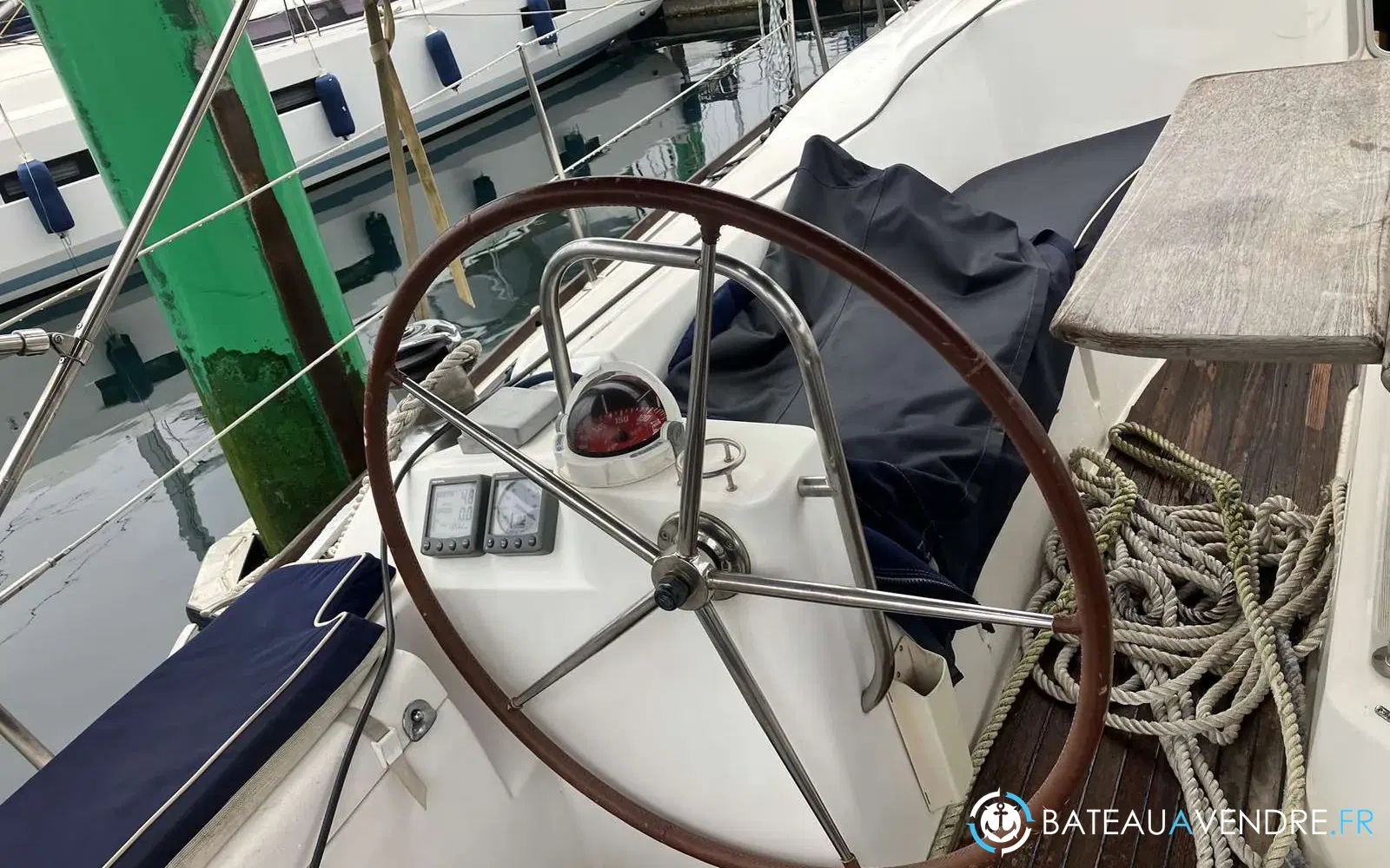 slider 26 Jeanneau Sun Odyssey 49 i