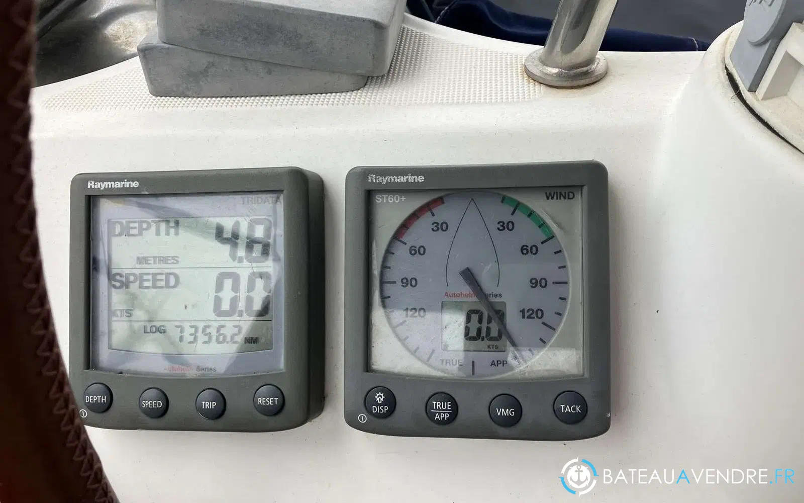 slider 27 Jeanneau Sun Odyssey 49 i