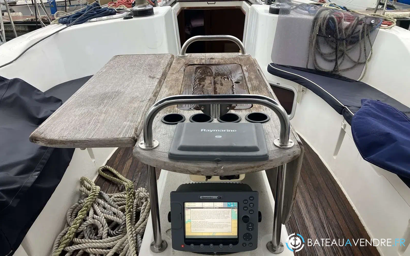 slider 28 Jeanneau Sun Odyssey 49 i