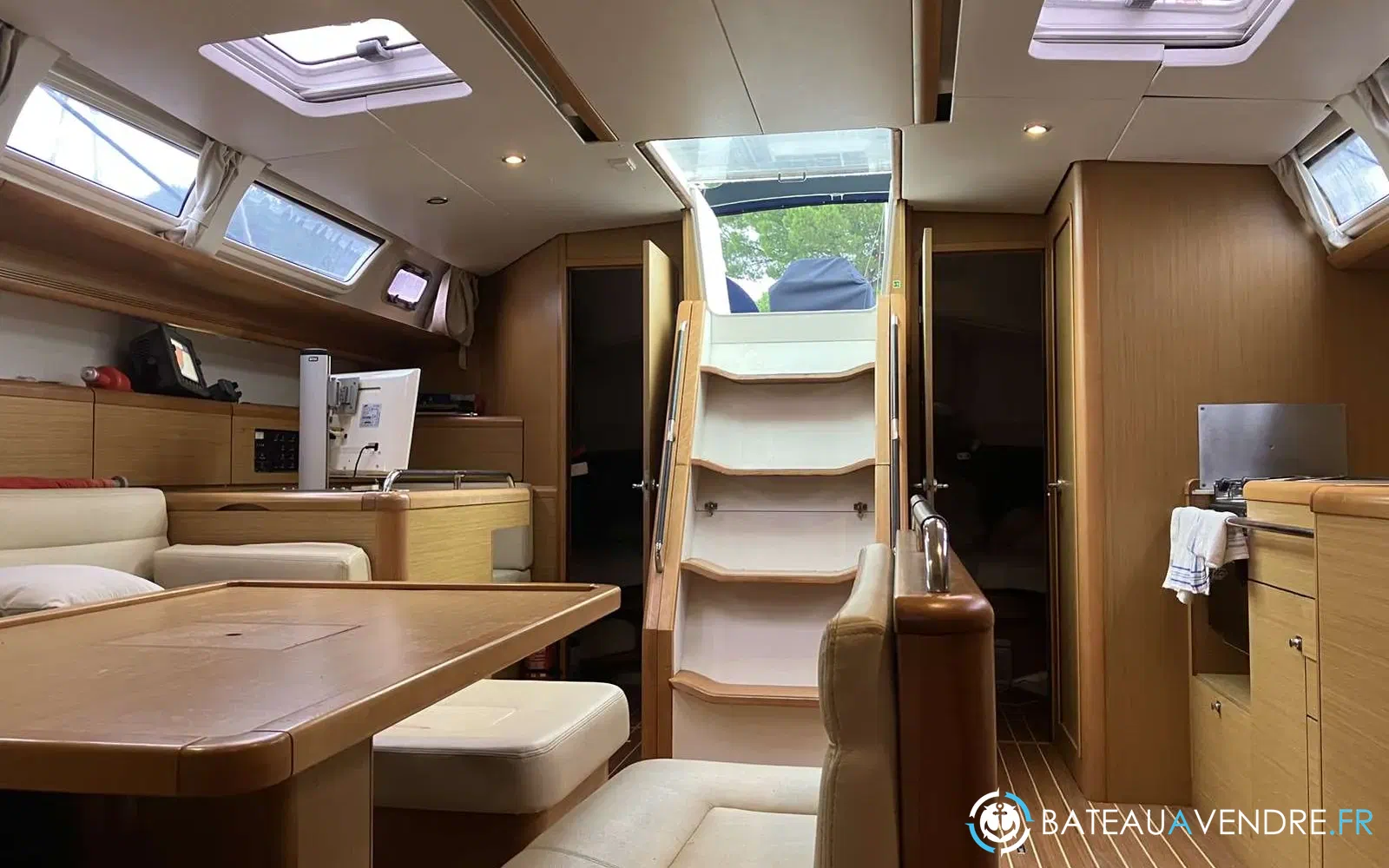 slider 61 Jeanneau Sun Odyssey 49 i