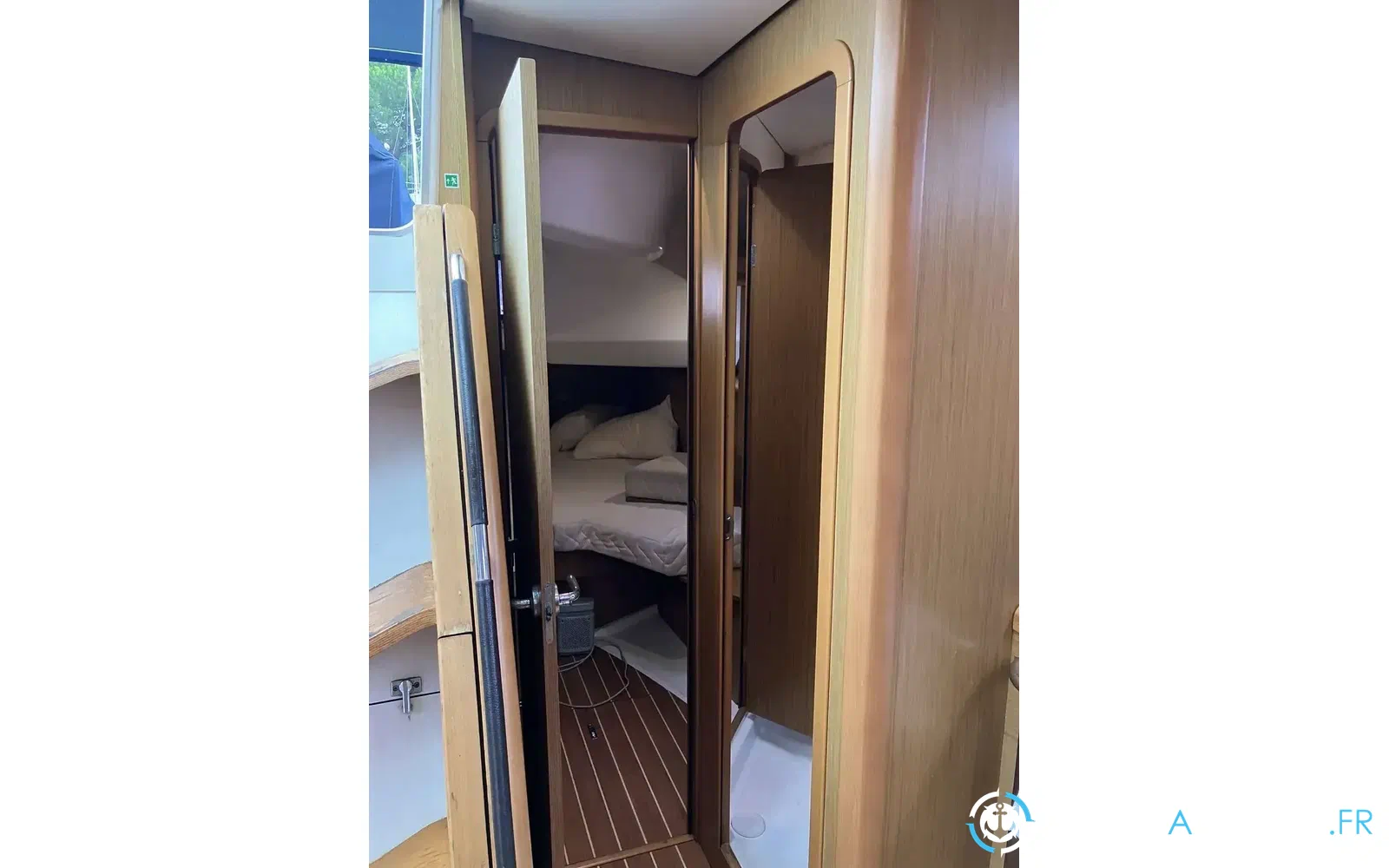 slider 64 Jeanneau Sun Odyssey 49 i