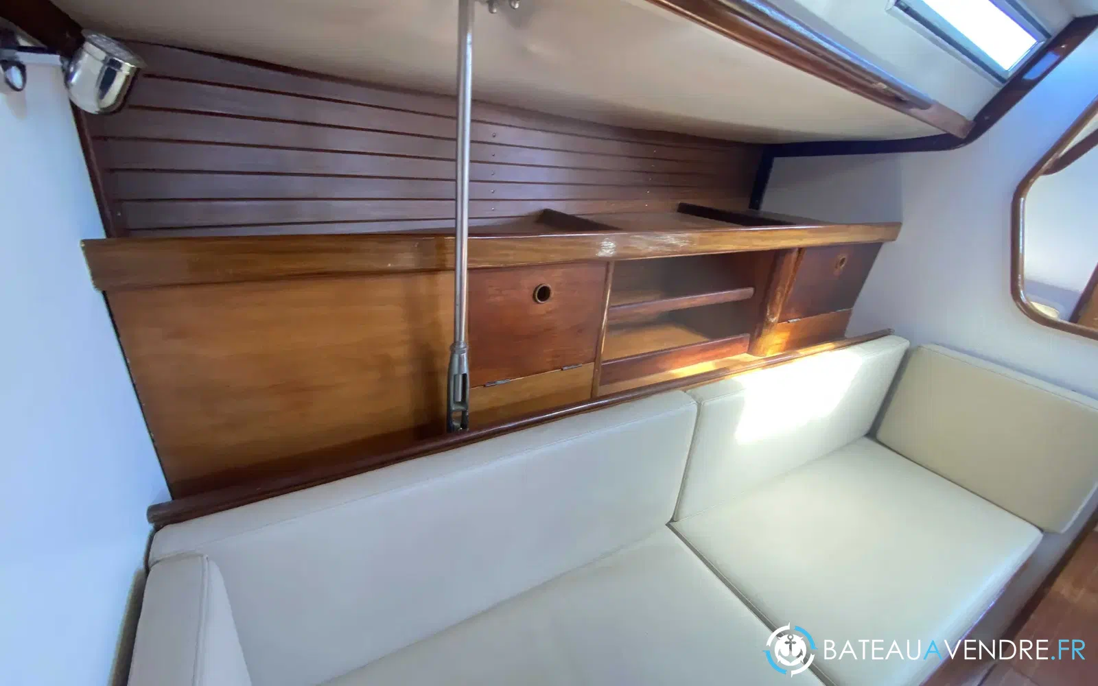 slider 14 Beneteau First 38