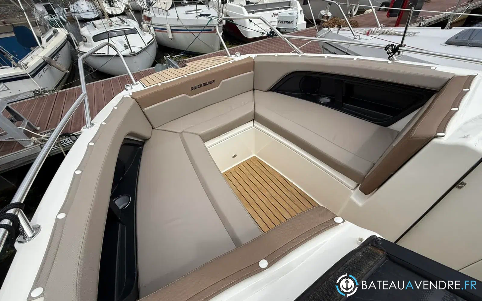 slider 14 Quicksilver Activ 755 Bowrider