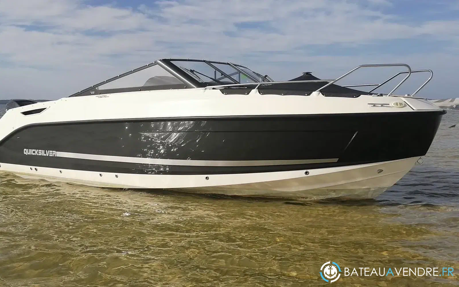 slider 2 Quicksilver Activ 755 Bowrider