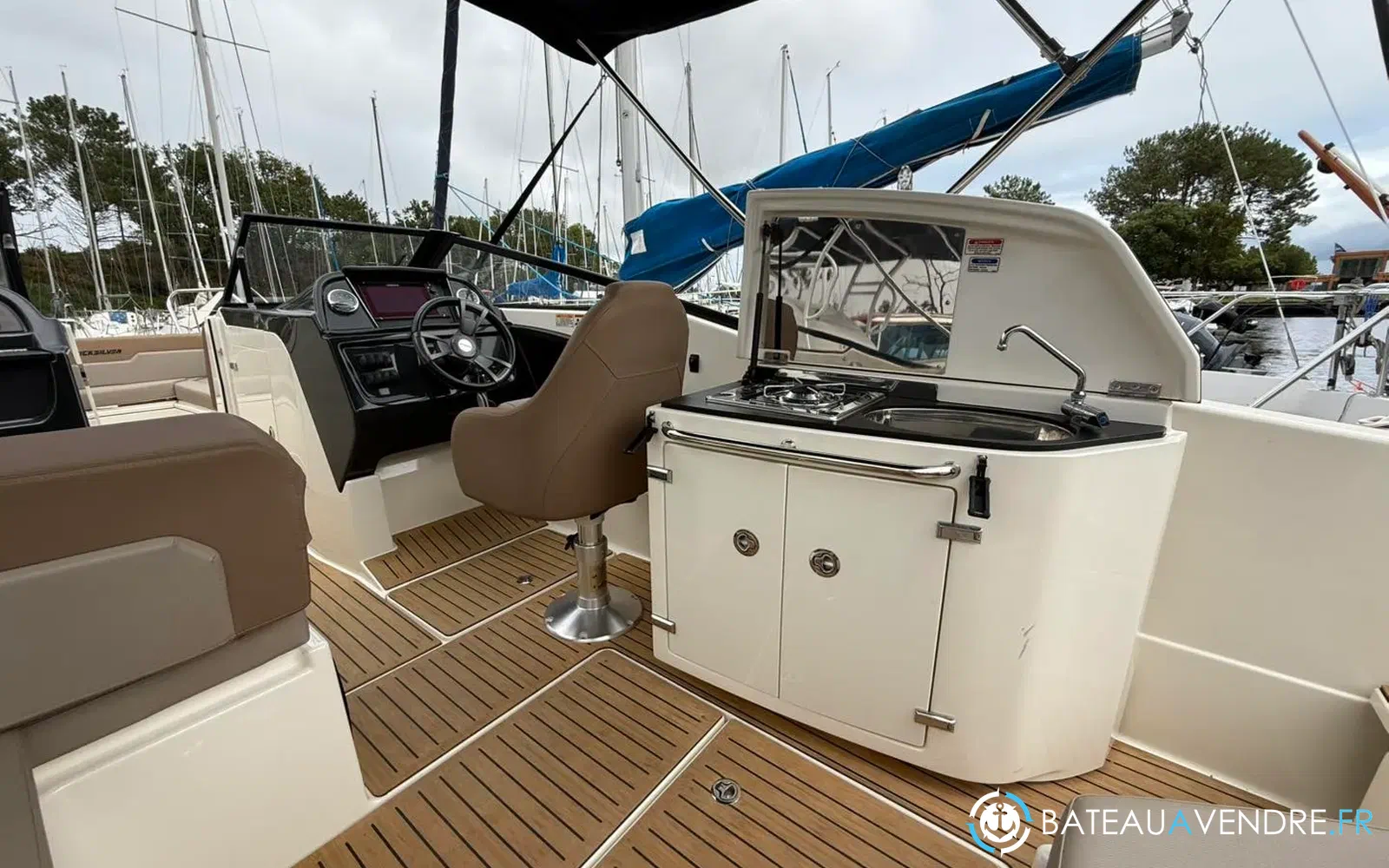 slider 17 Quicksilver Activ 755 Bowrider