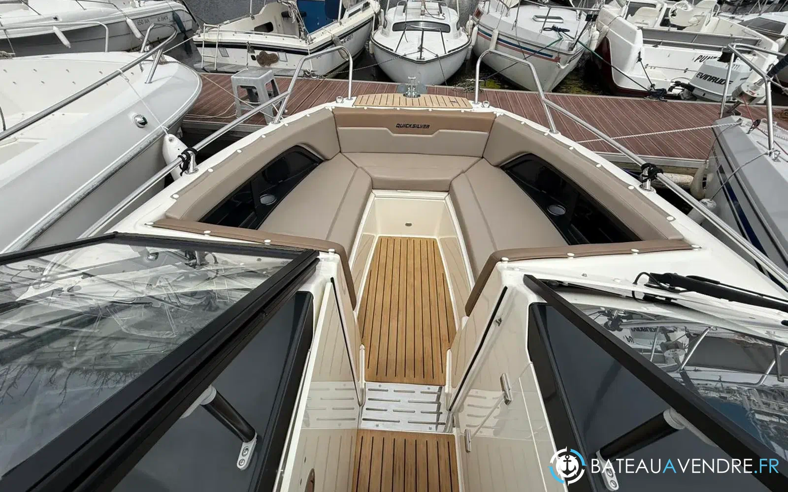 slider 12 Quicksilver Activ 755 Bowrider