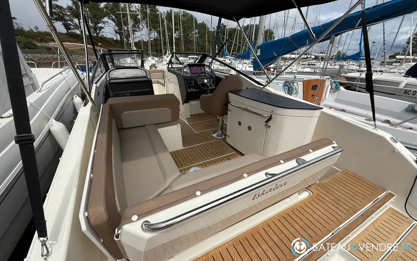 slider 19 Quicksilver Activ 755 Bowrider