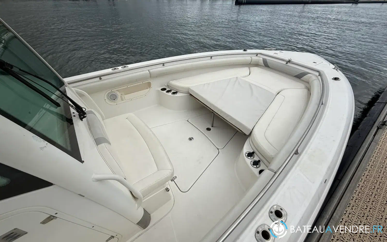slider 27 Boston Whaler 320 Outrage