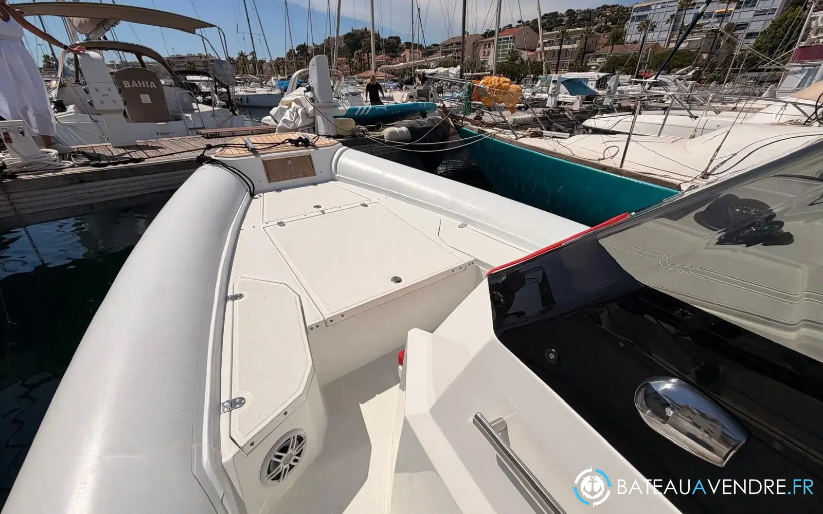 slider 14 Renier R9 Tourer