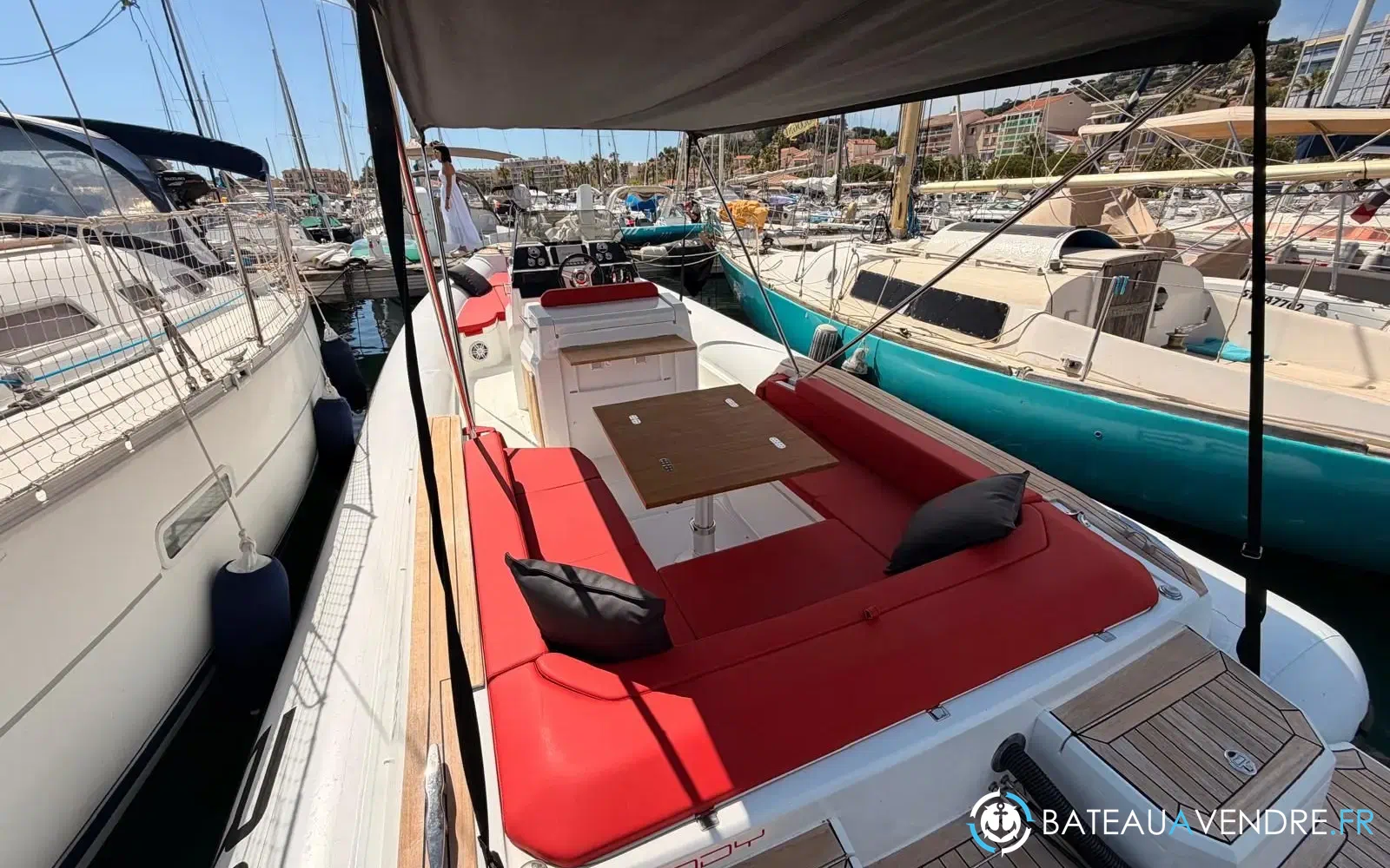 slider 16 Renier R9 Tourer