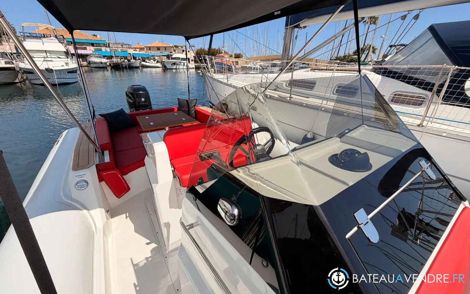 slider 18 Renier R9 Tourer