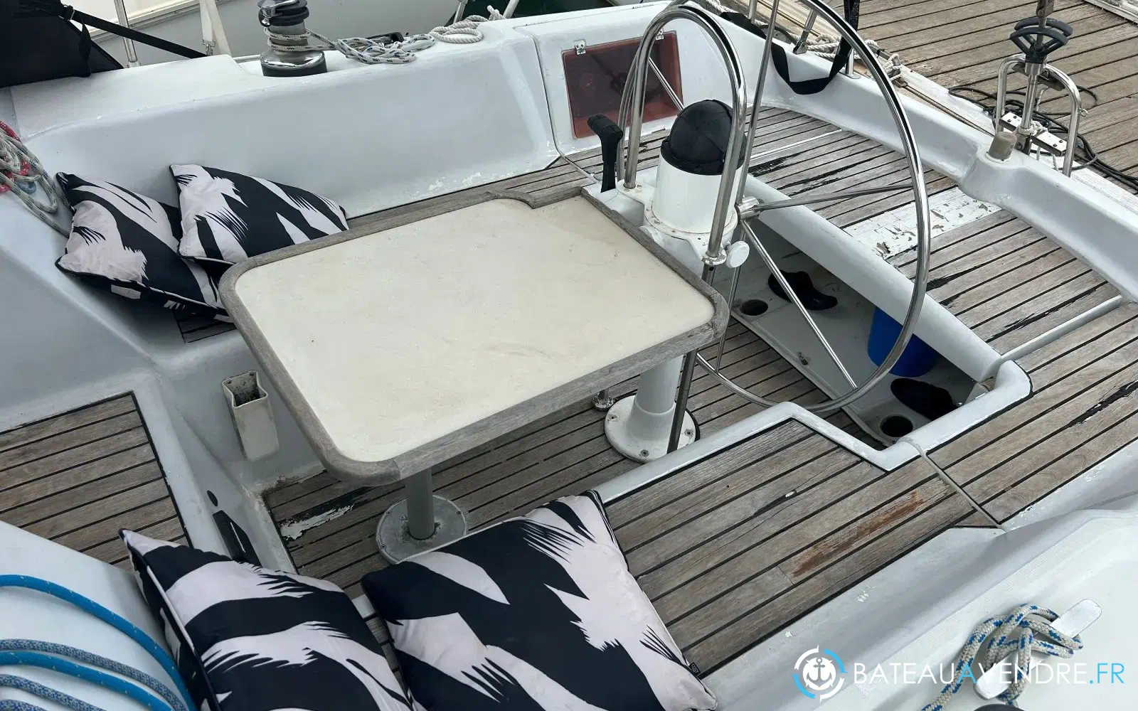 slider 1 Jeanneau Voyage 11.20