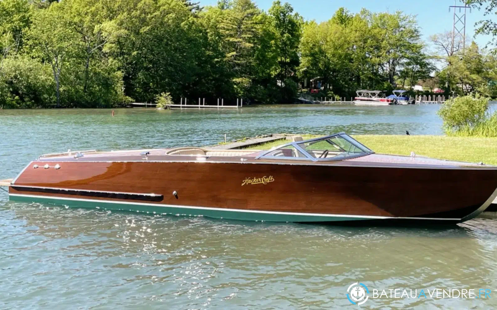 slider 0 Hacker Craft 30 SPORT