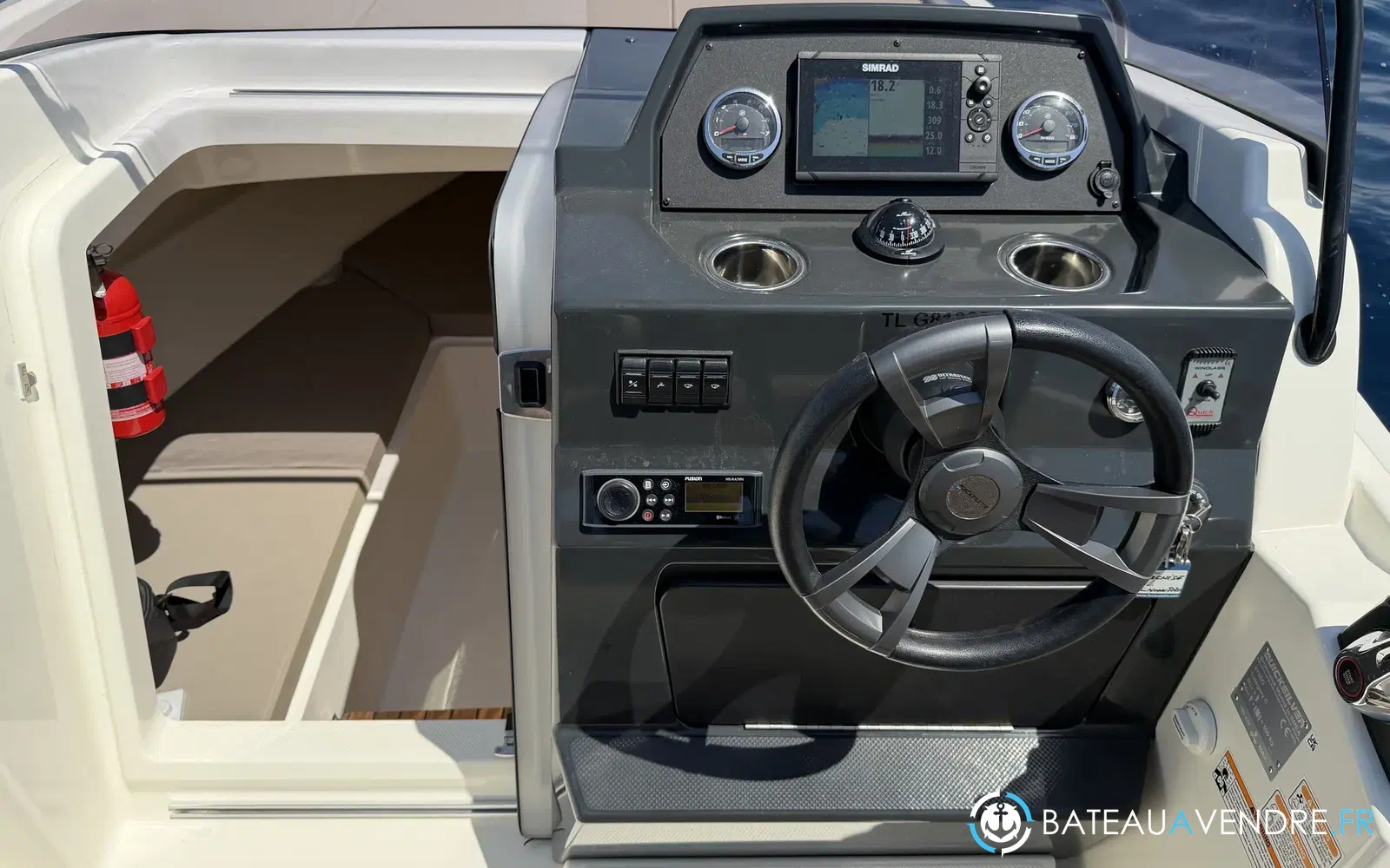 slider 9 Quicksilver Activ 675 Sundeck