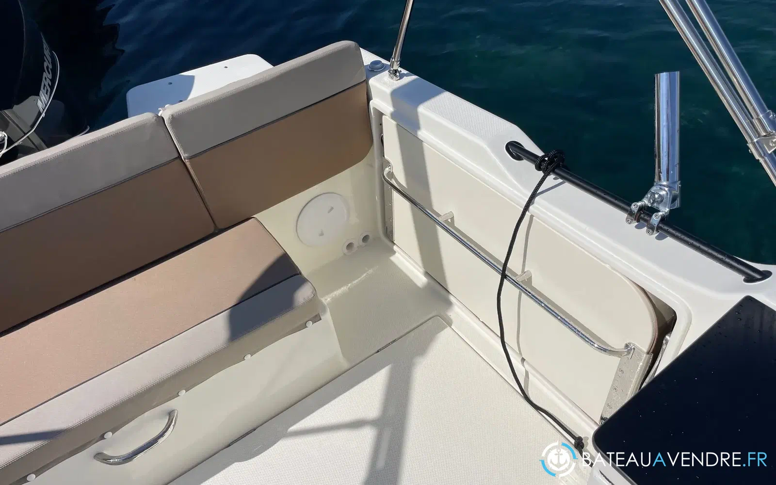 slider 13 Quicksilver Activ 755 Sundeck