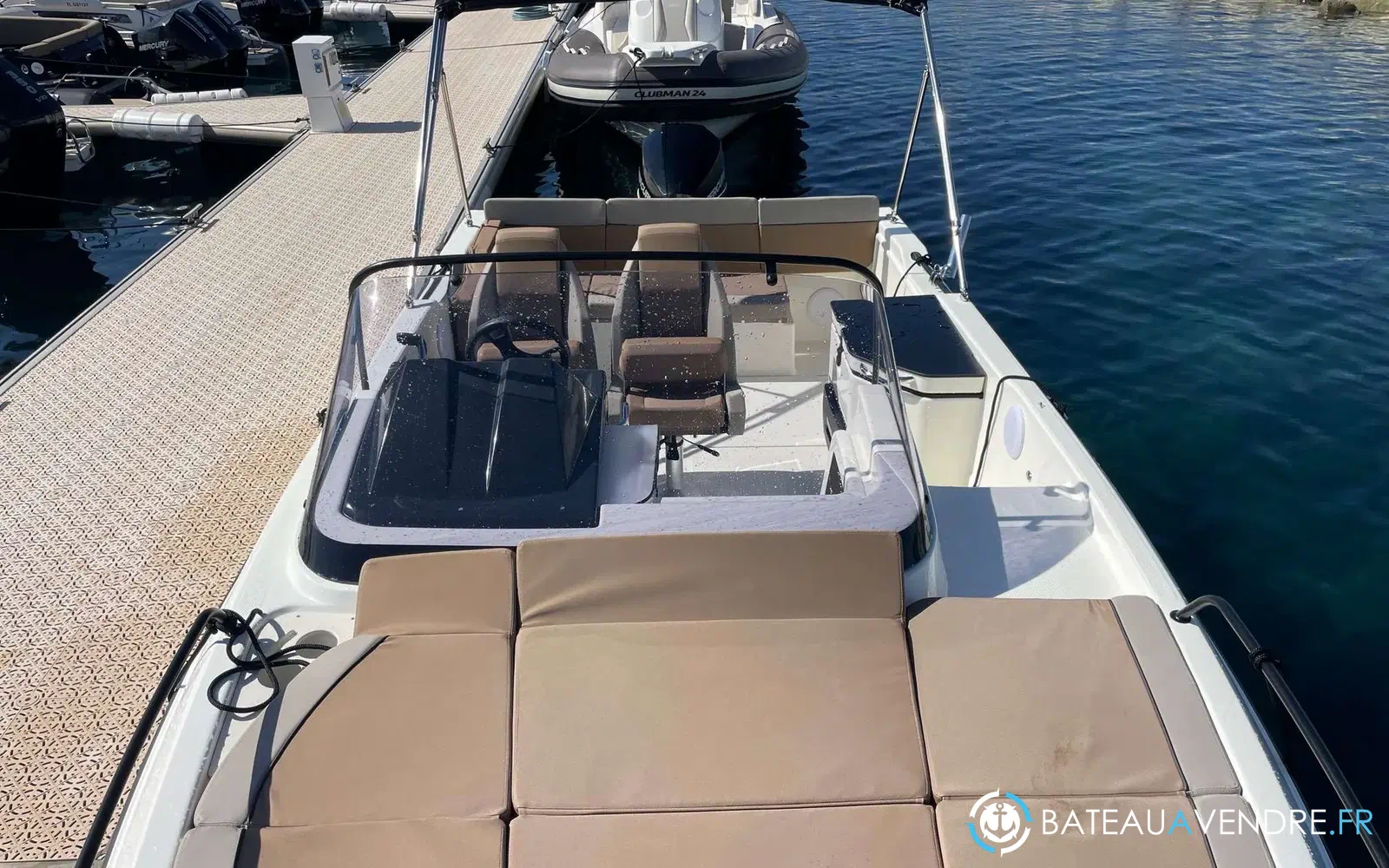 slider 6 Quicksilver Activ 755 Sundeck