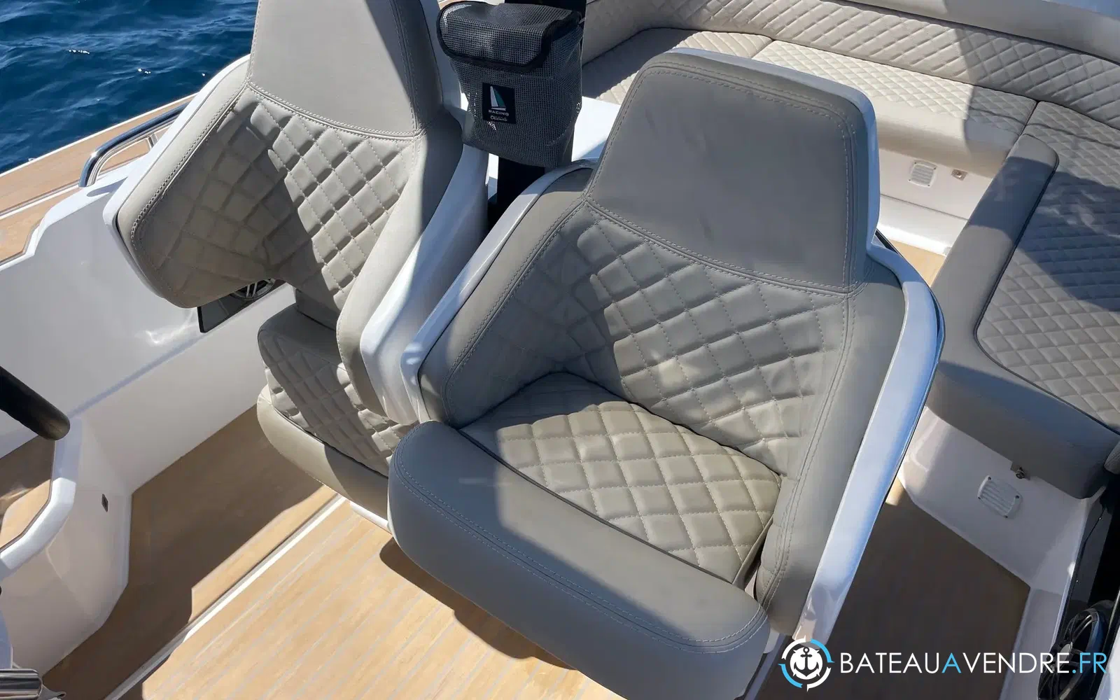 slider 15 Salpa Soleil 33