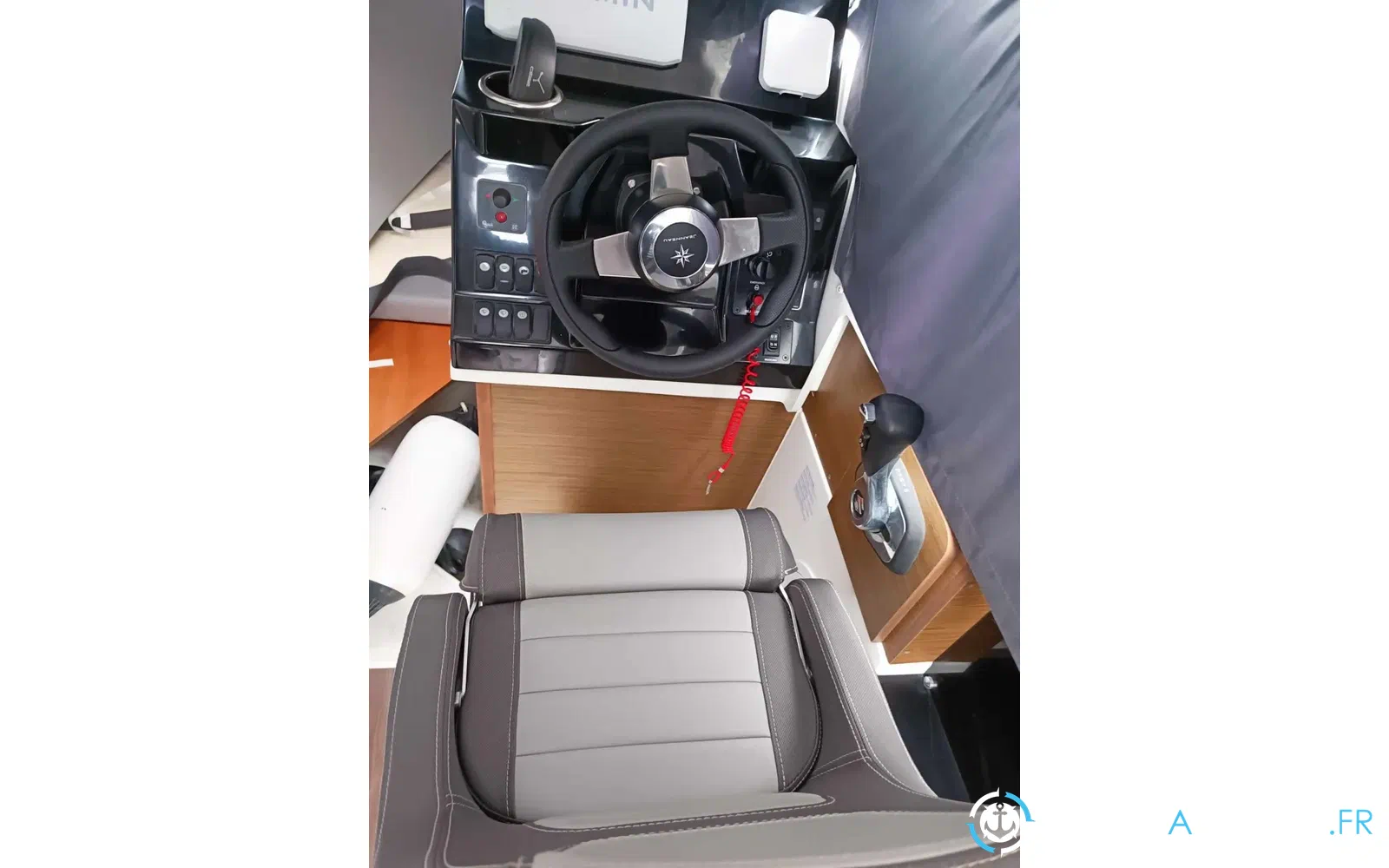 slider 4 Jeanneau Merry Fisher 695 Serie 2