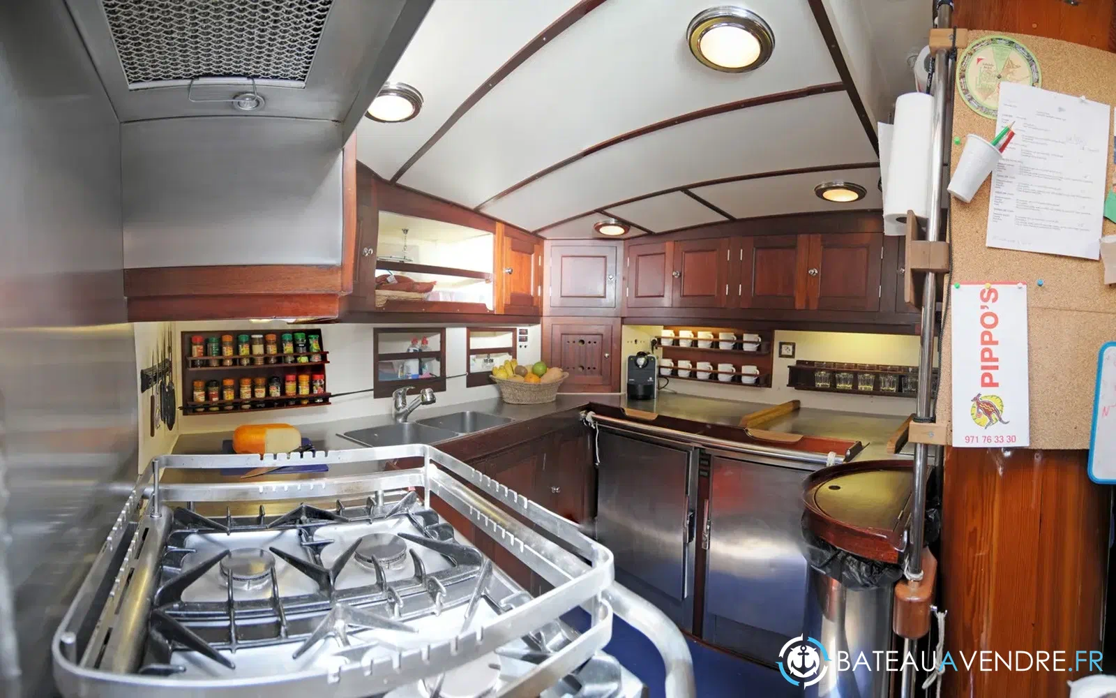 slider 26 Alexander Stephen  Sons Classic Yacht