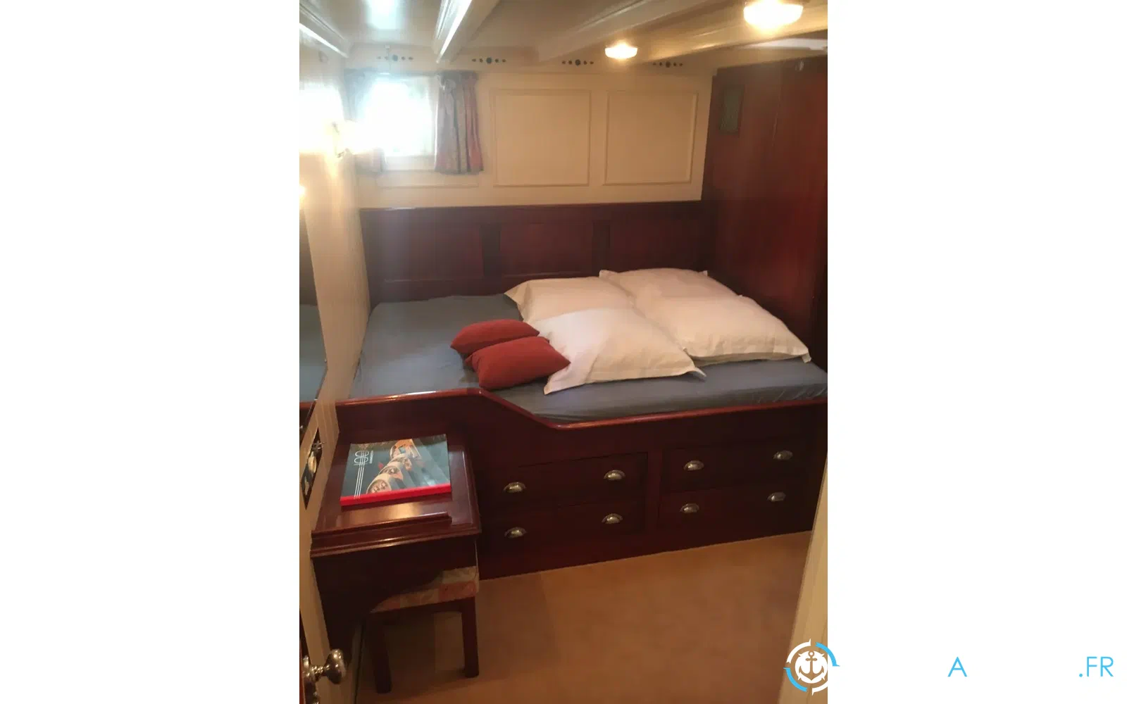 slider 32 Alexander Stephen  Sons Classic Yacht