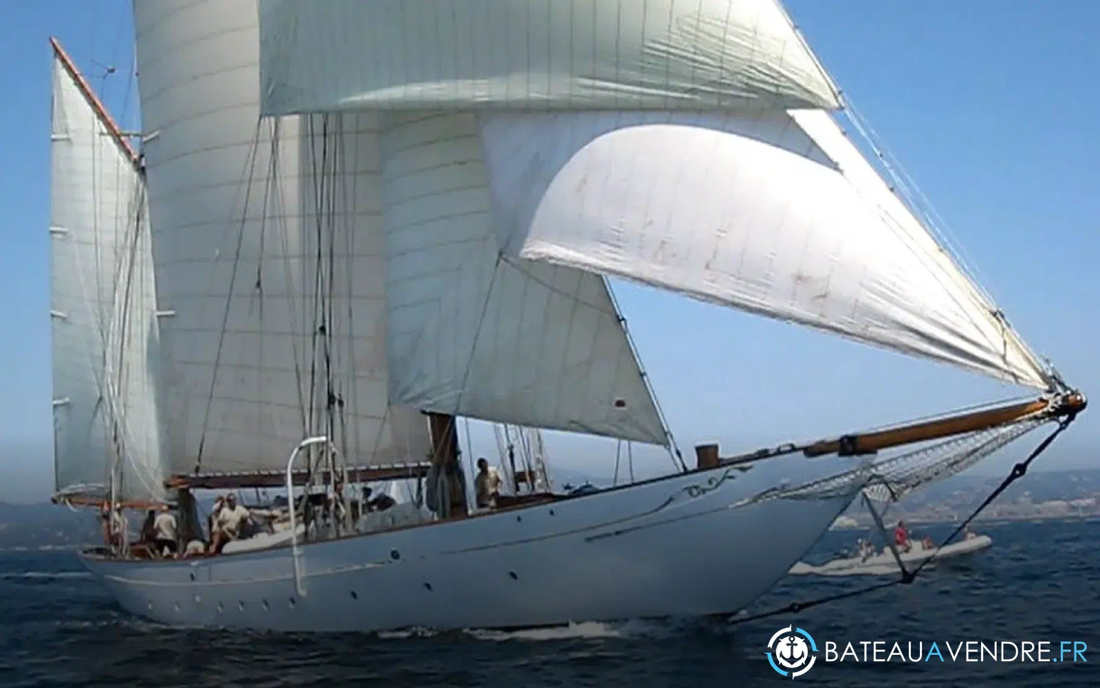slider 2 Alexander Stephen  Sons Classic Yacht